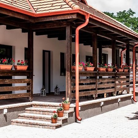 Boróka Vendégház Tóalmás Extérieur photo